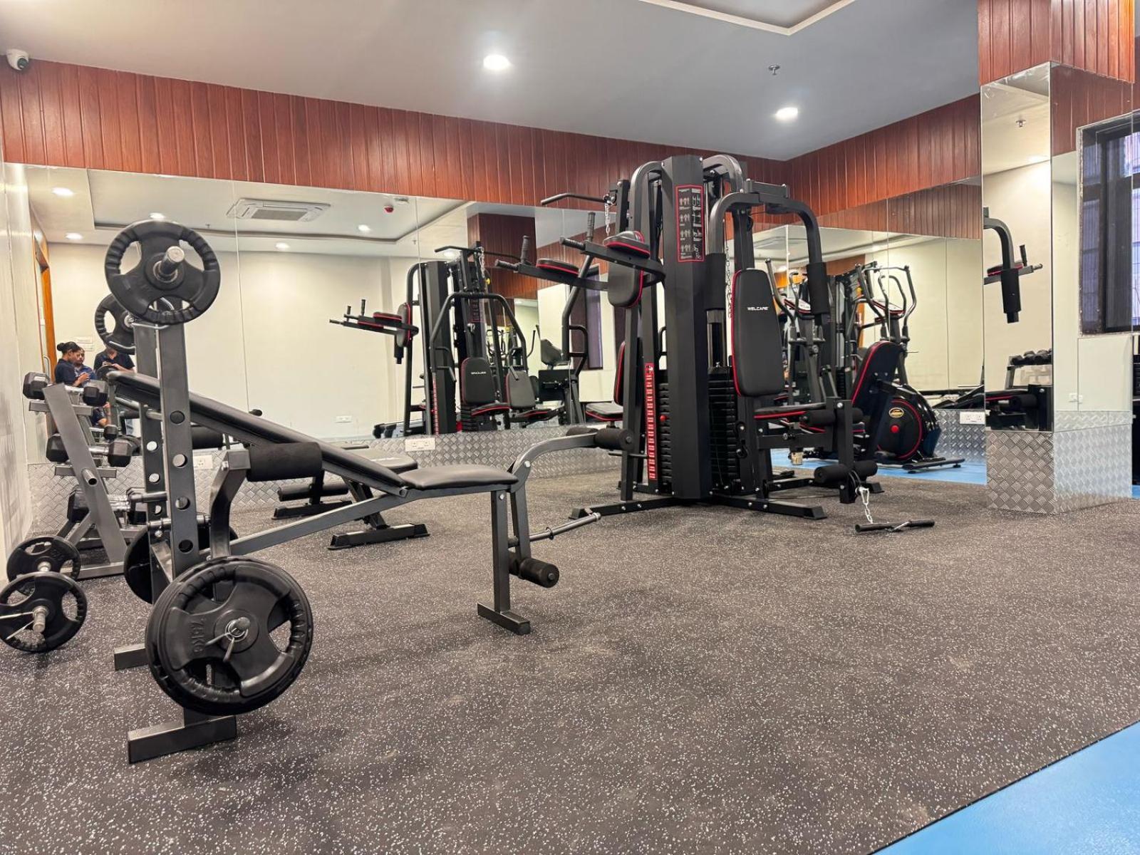 Pam Premium Hotel 바도다라 외부 사진